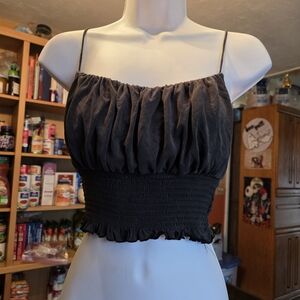 Love Tree Pleated Ruffle Cropped Tank Top Size Medium